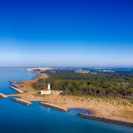Ideal Getaway Flat For Six With Parking * Bibione